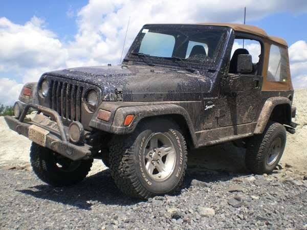 Need pics of 4 inch lift on 31" tires - JeepForum.com